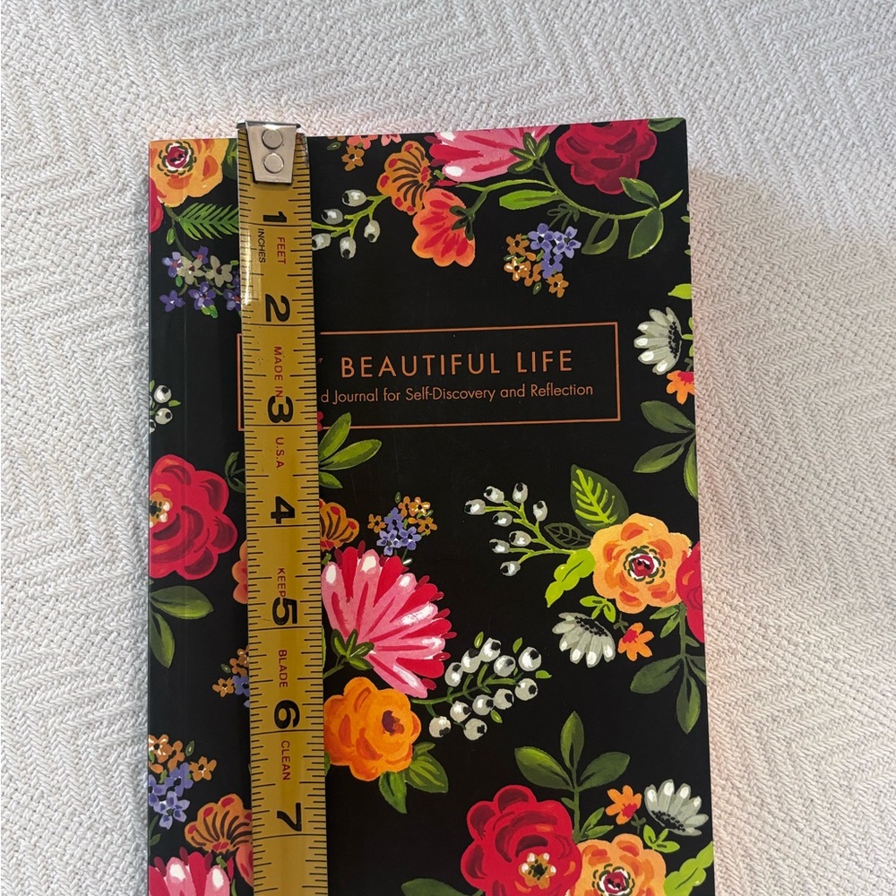 💜My Beautiful Life Guided Journal - Floral Black - Picture 8 of 9